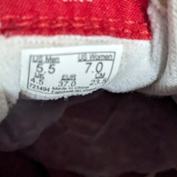 Vans Sk8 Hi Top Sneaker red size 7 - Picture 8 of 8